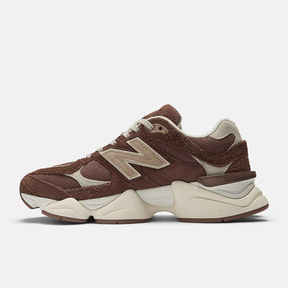 9060 Rich Oak Timberwolf
