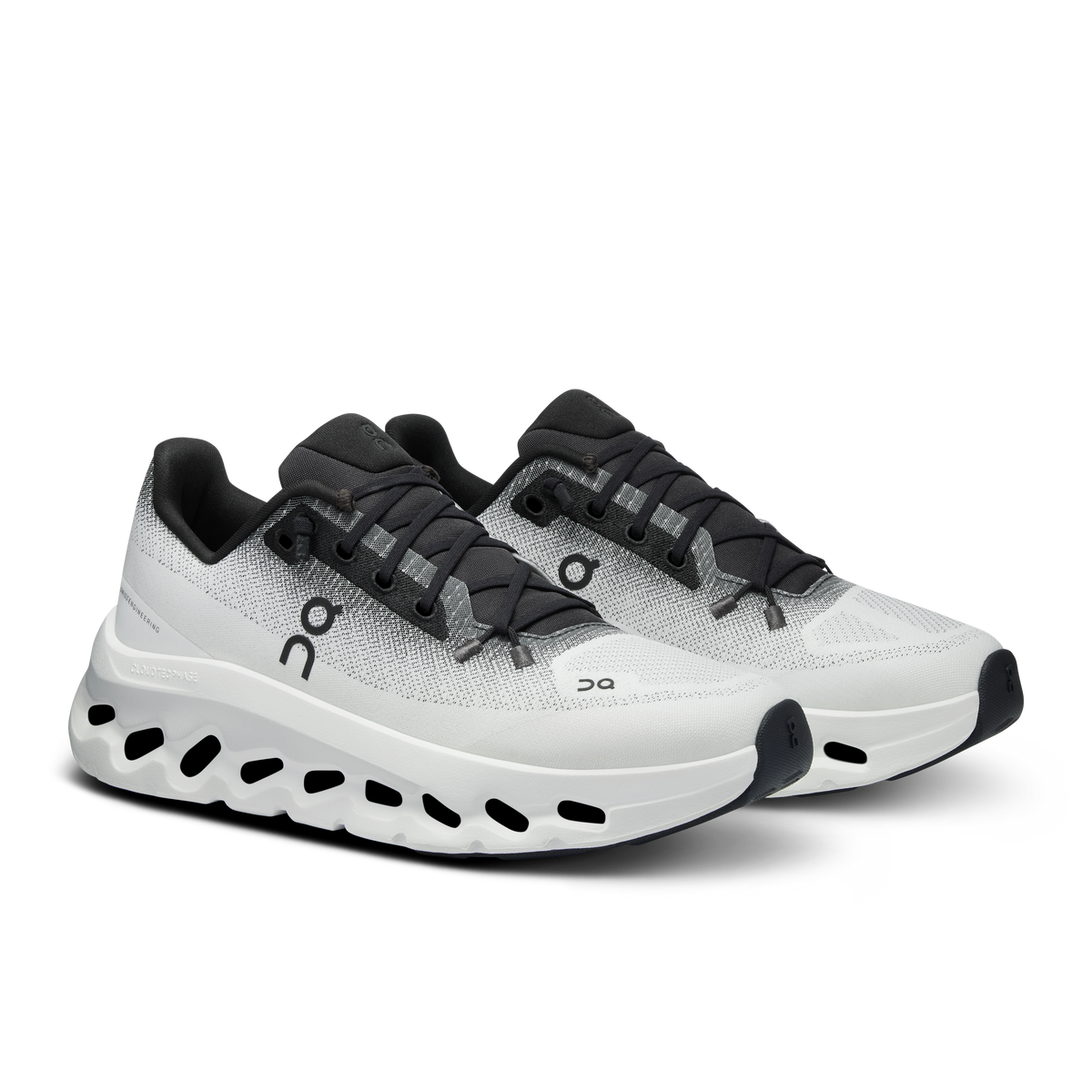 BLACK/IVORY